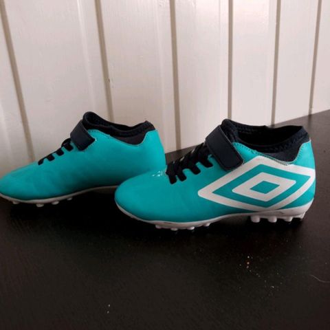 Ubrukte Umbro fotballsko