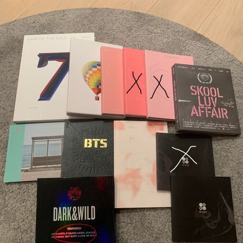 Diverse BTS album(med fotokort!)