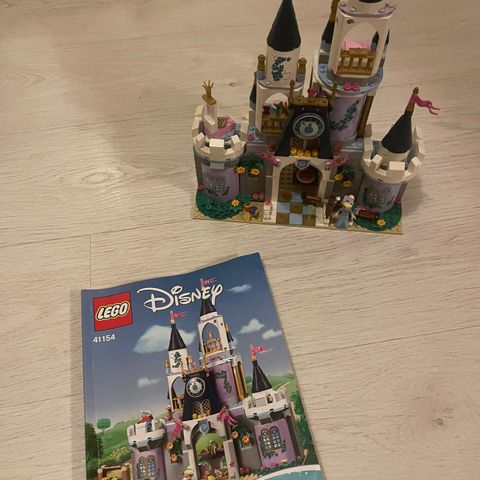 Lego Askepotts slott