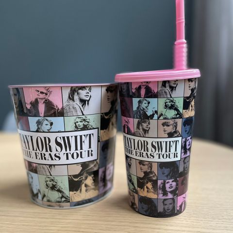 drikkeflaske & popcorn skål  🌸TAYLOR SWIFT 🌸