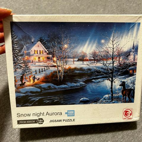 Helt ny og ubrukt snow night Aurora puslespill 1000 brikker til salgs