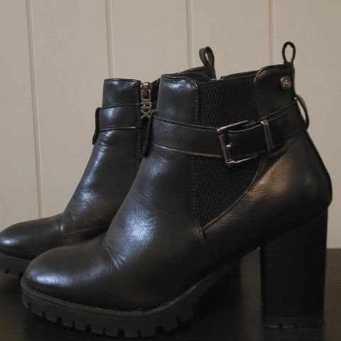 Støvletter / boots strs. 38