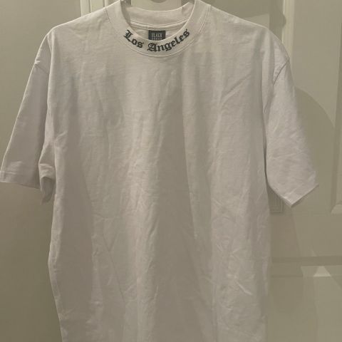 Hvit oversized t-skjorte fra New Yorker til herre str S merket Los Angeles