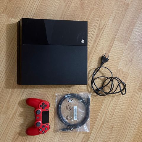 Playstation 4 500GB med HDMI kabel og Strømkabel