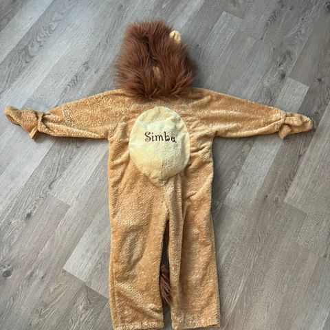 Utkledningsdrakt til barn fra Disney/ Simba