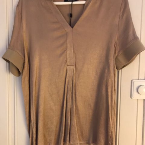 Bluse fra Bruuns Bazaar, str. 36, selges for kr. 350