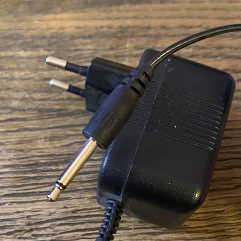 Intertek AC Adapter 1.75V