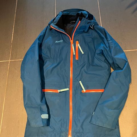 Bergans insulated jakke str 164