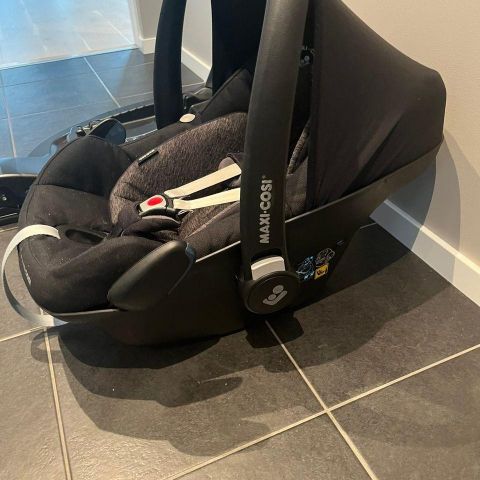 Maxi cosi pebble + Familyfix Base