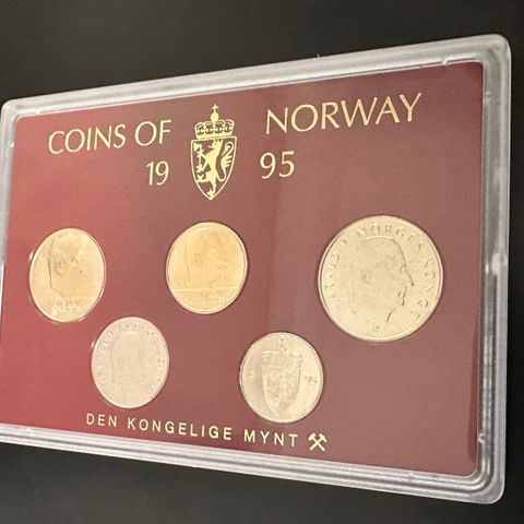 Nydelig myntsett Coins of Norway (2762 AH)