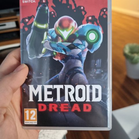 Metroid Dread til Switch