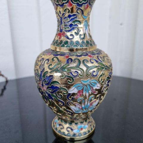 Cloisonné vase