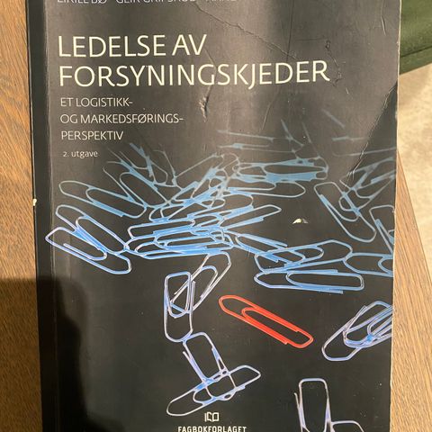 Ledelse av forsyningskjeder - et logistikk- og markedsføringsperspektiv