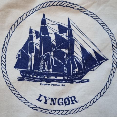 Fregatten Najaden, Lyngør, T-skjorte