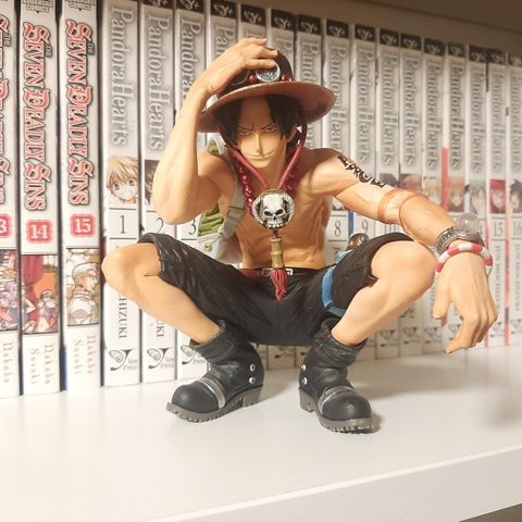 Portgas D. Ace One Piece figur