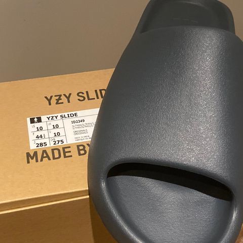 Yeezy Slide Slate Marine 44,5