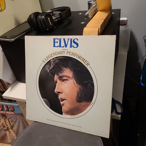Elvis Presley a legendary performer vol 2