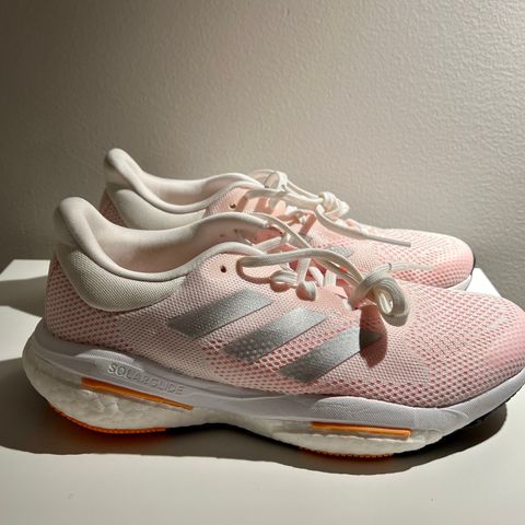 Adidas Solarglide 5 løpesko i str 39 1/3.