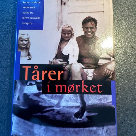 Tårer i mørket - Donna L Friess