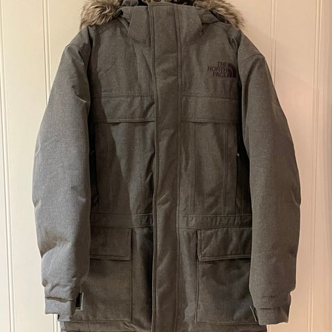 NESTEN NY // The North Face // Parkas