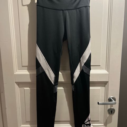 2 Reebok treningstights str XS