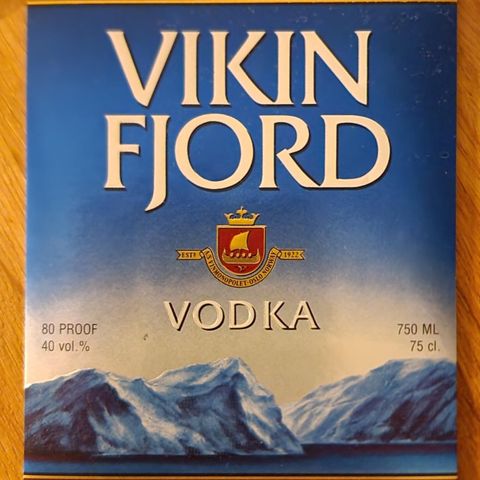 Original og ubrukt etikett - Vikin Fjord Vodka