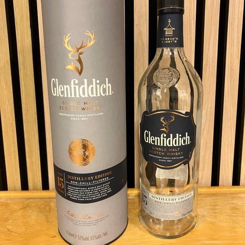 Whiskey flaske og kartong uten innhold , Glenfiddich Distillery Edition