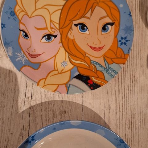Elsa /frost skål og asjett porselen