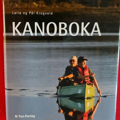 Kano. Kanoboka. Laila og Pål Krogvold. Som Ny