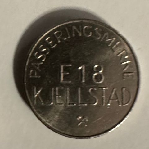 Passerings merke E 18 - Kjelstad   (2771 AF)