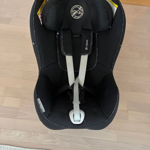 Cybex Sirona M2 i-Size Bilstol med base - Gold