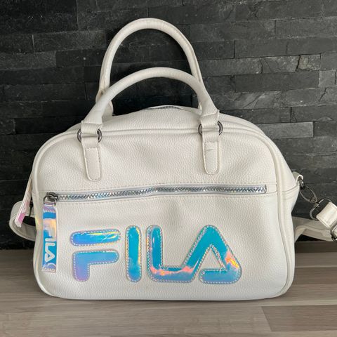 FILA Skulderbag (Pent og lite brukt)