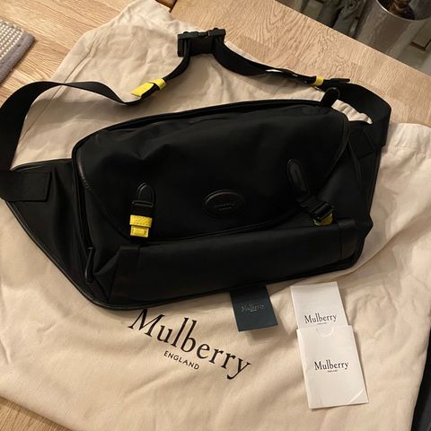 Ny og sjelden Mulberry Heritage Belt Bag. . ( Nypris kr.15 000; )