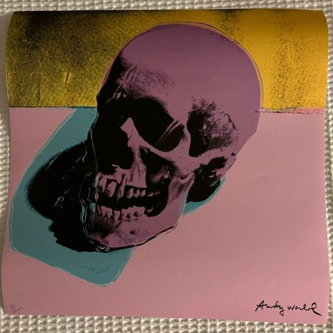 Skull og Chanel av Andy Warhol