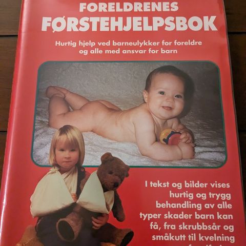 FORELDRENES FØRSTEHJELPSBOK