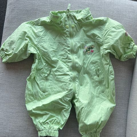 Vårdress baby fra Reflex str 62