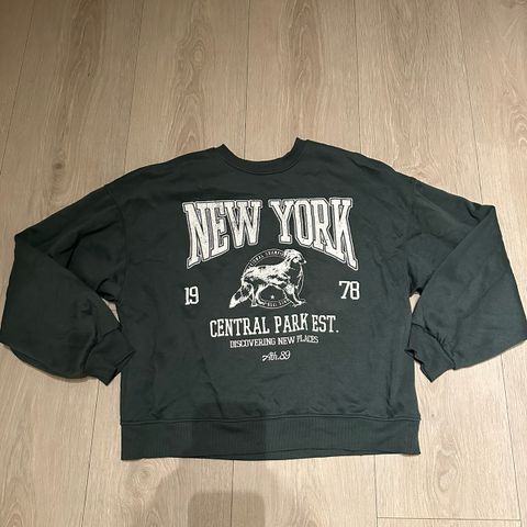 genser / crew neck