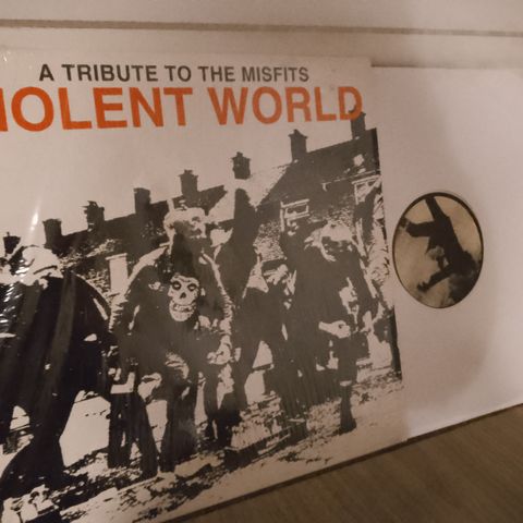 A Tribute To The Misfits  Violent World på hvit vinyl