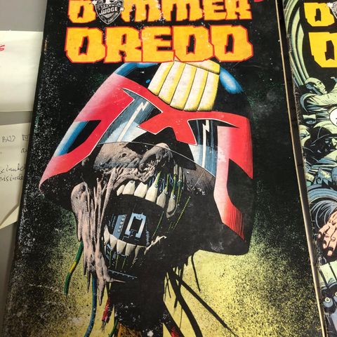 Dommer Dredd 5/85 og 7/85