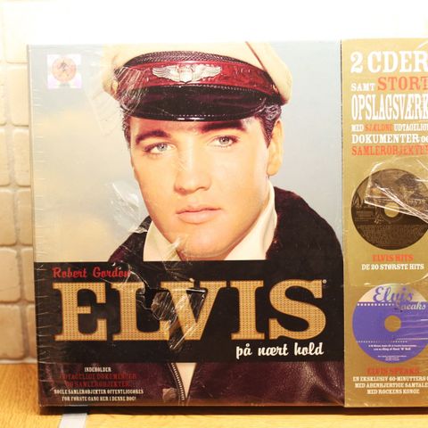 Elvis på nært hold. Forseglet box