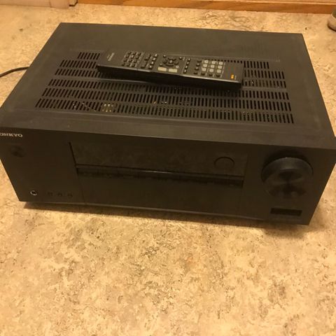 Deffekt onkyo receiver model tx st373