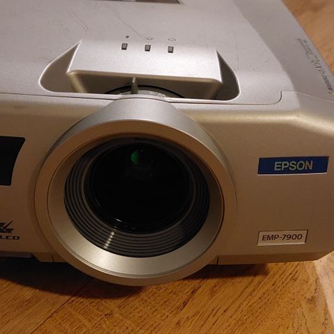 EPSON EMP-7900 selges rimelig
