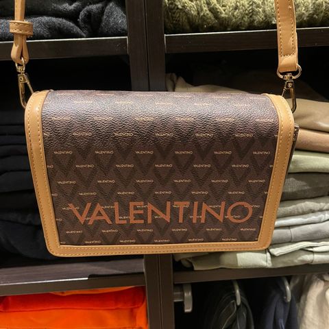 Valentino - 500kr
