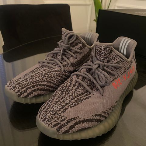 adidas Yeezy Boost 350 V2 Beluga 11US