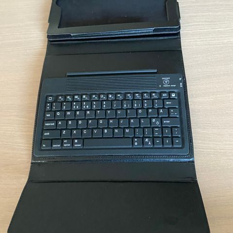 NYTT Bluetooth keyboard folio i sort PU leather