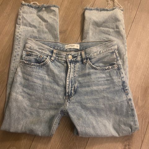 Jeans str 36 fra mango