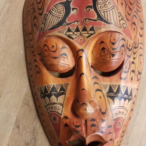 Maske fra Bali