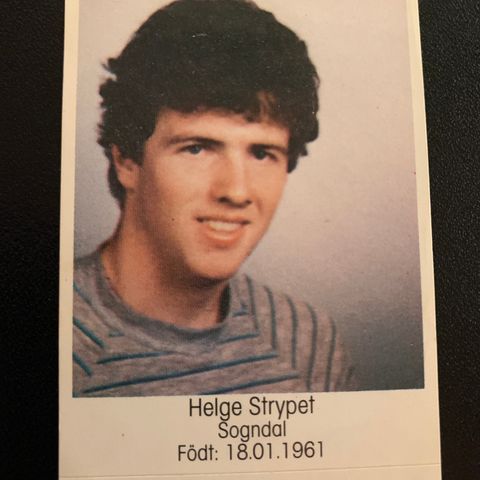 Helge Strypet Sogndal 1984 Fotballkort Fotballklistremerke sjeldent