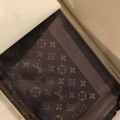 Louis Vuitton monogram skjerf