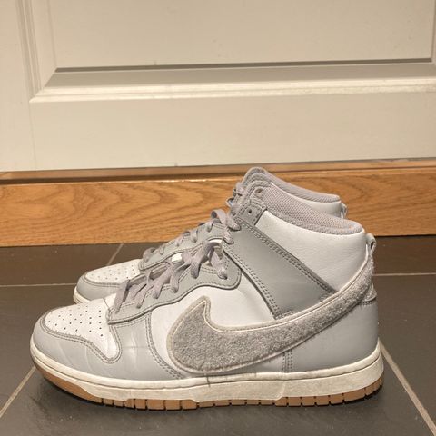 Nike sneaker dunk high (DR8805-003)